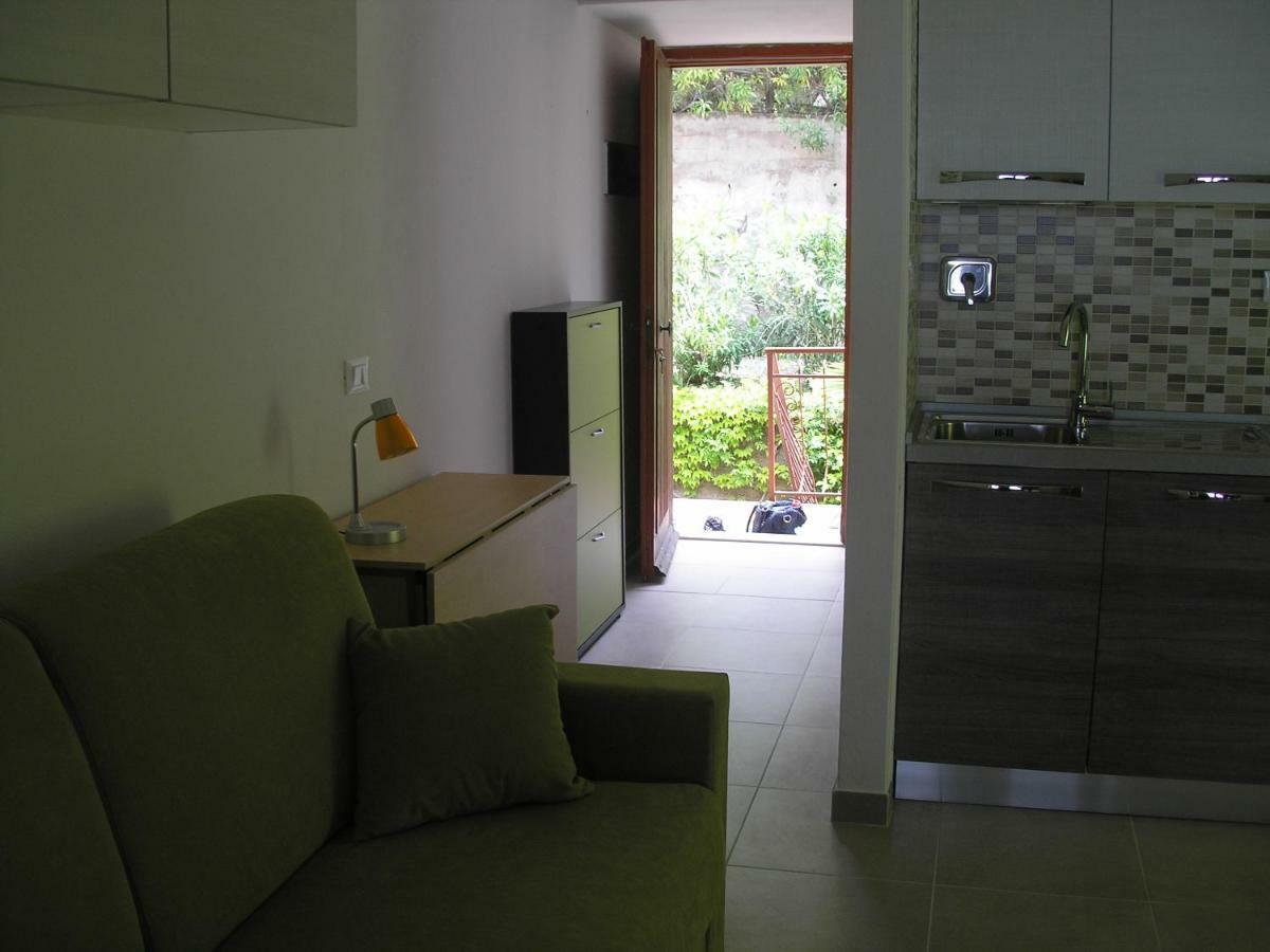 Residence I Pini Capoliveri  Esterno foto